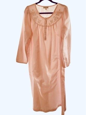 Women’s Miss Elaine Soft Pink Modest Nightgown Size Large